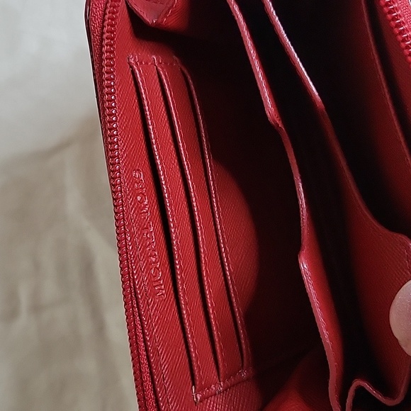 Michael Kors Mini Wallet - Picture 8 of 16